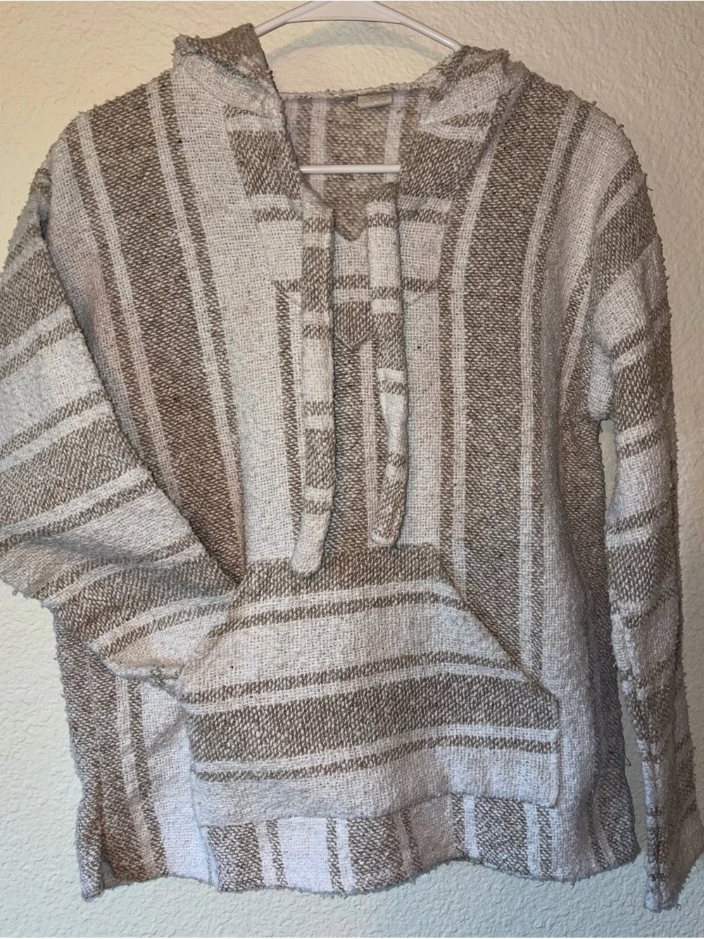 Baja Pullover Hoodie Sweater - Beige & white